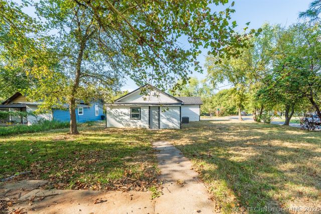 12 E Mill Avenue, Sapulpa, OK 74066