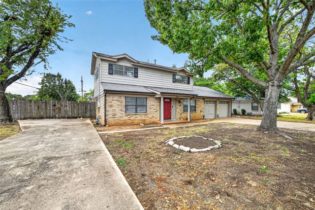 2024 Charleston Drive, Bedford, TX 76022