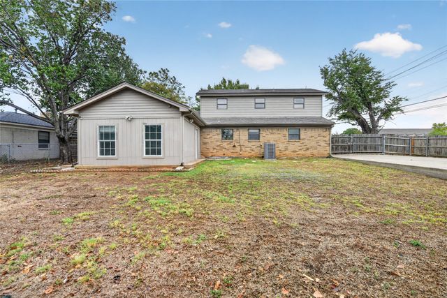 2024 Charleston Drive, Bedford, TX 76022