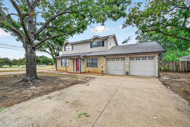 2024 Charleston Drive, Bedford, TX 76022