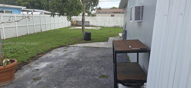 11285 SW 43rd Street, Miami, FL 33165