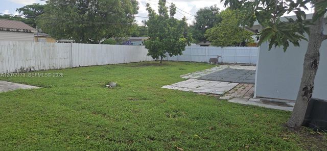 11285 SW 43rd Street, Miami, FL 33165