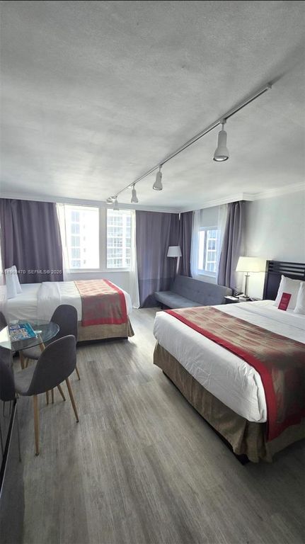 19201 Collins Ave 1126, Sunny Isles Beach, FL 33160