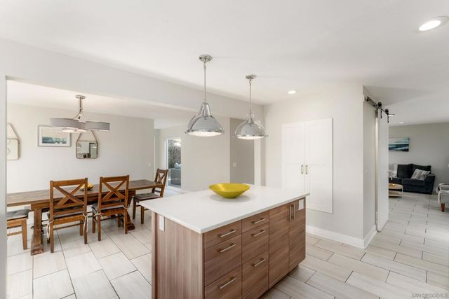 1920 Beryl St, San Diego, CA 92109
