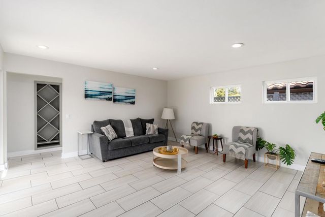 1920 Beryl St, San Diego, CA 92109