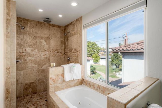 1920 Beryl St, San Diego, CA 92109