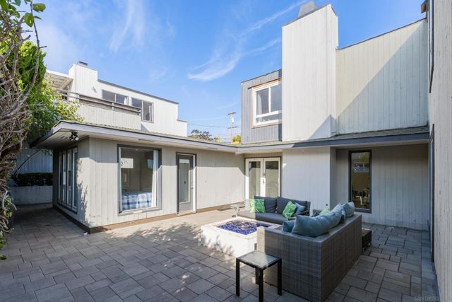 1920 Beryl St, San Diego, CA 92109
