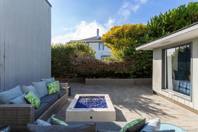 1920 Beryl St, San Diego, CA 92109
