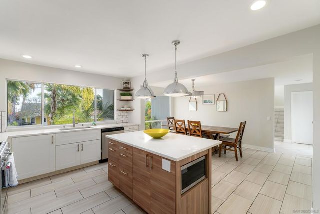 1920 Beryl St, San Diego, CA 92109