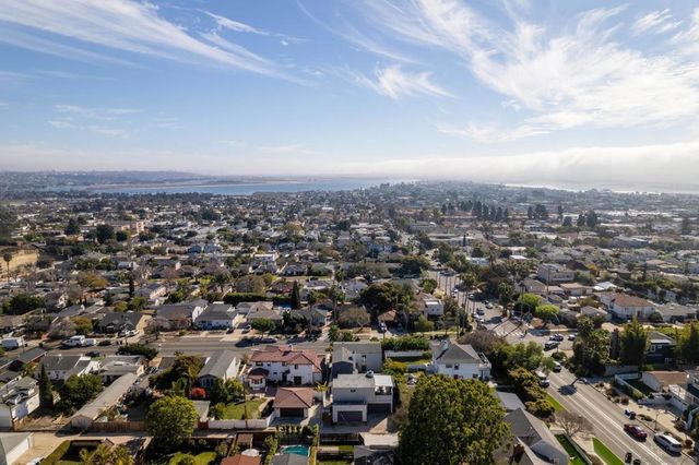 1920 Beryl St, San Diego, CA 92109