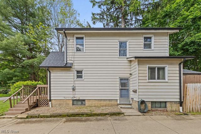 1393 Bryden Drive, Akron, OH 44313