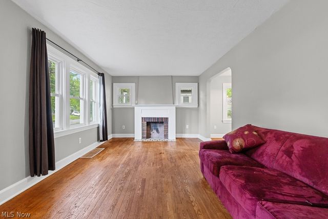 1393 Bryden Drive, Akron, OH 44313