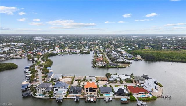 290 3rd ST, Bonita Springs, FL 34134