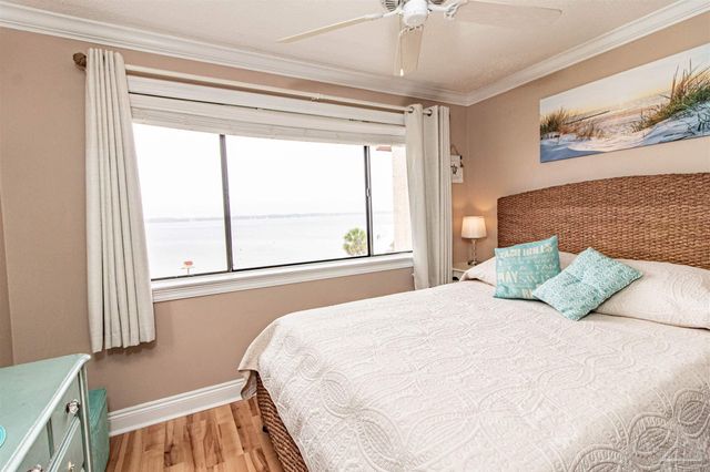 7453 Sunset Harbor Dr 1-311, Navarre Beach, FL 32566