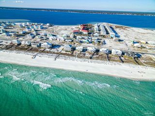 7453 Sunset Harbor Dr 1-311, Navarre Beach, FL 32566