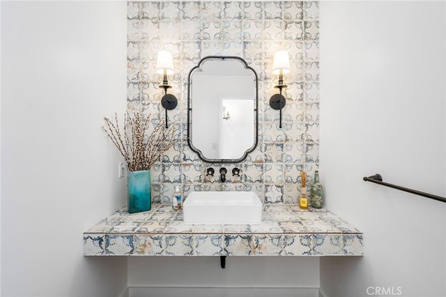 24743 Vantage Point Terrace, Malibu, CA 90265