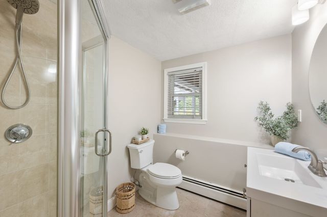 28 Evergreen Avenue, Braintree, MA 02184