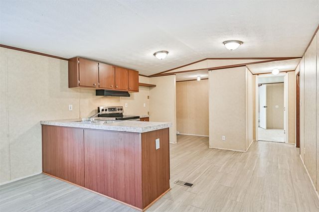 4702 10th Street, Bacliff, TX 77518