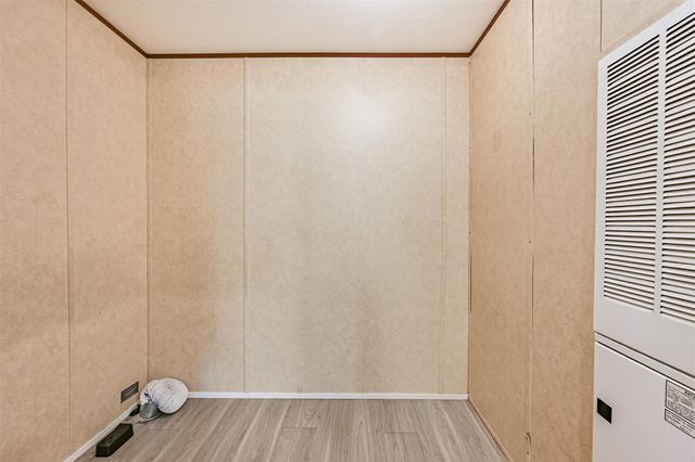 4702 10th Street, Bacliff, TX 77518