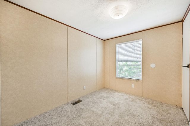 4702 10th Street, Bacliff, TX 77518