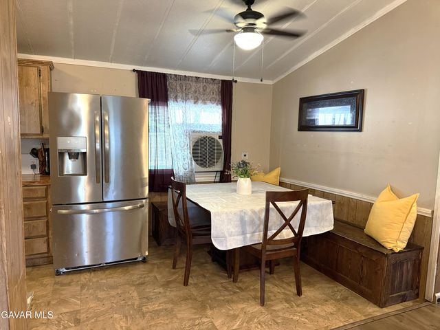 3300 W 15th 389, Rosamond, CA 93560
