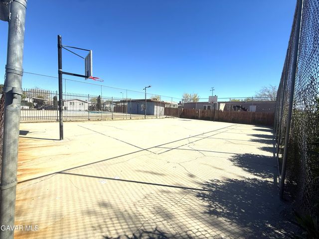 3300 W 15th 389, Rosamond, CA 93560