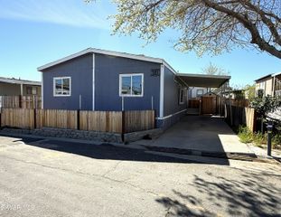 3300 W 15th 389, Rosamond, CA 93560