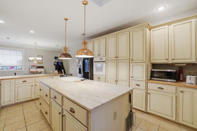 120 Old Pond Way, Richmond, KY 40475