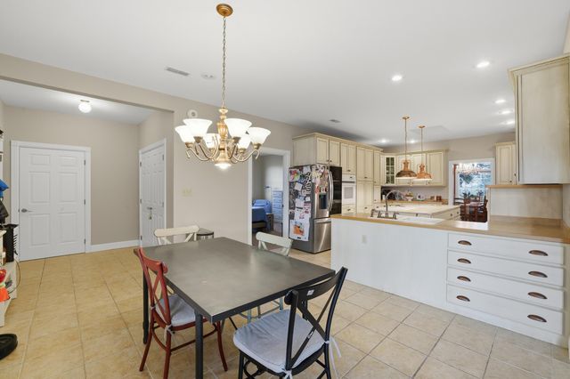 120 Old Pond Way, Richmond, KY 40475