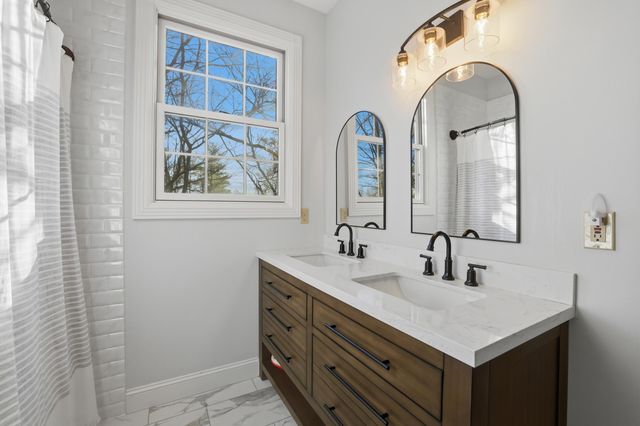 120 Old Pond Way, Richmond, KY 40475