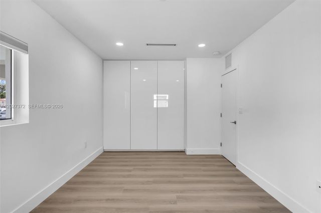 2814 SW 26th St 2810, Miami, FL 33133