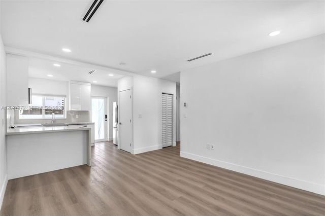 2814 SW 26th St 2810, Miami, FL 33133