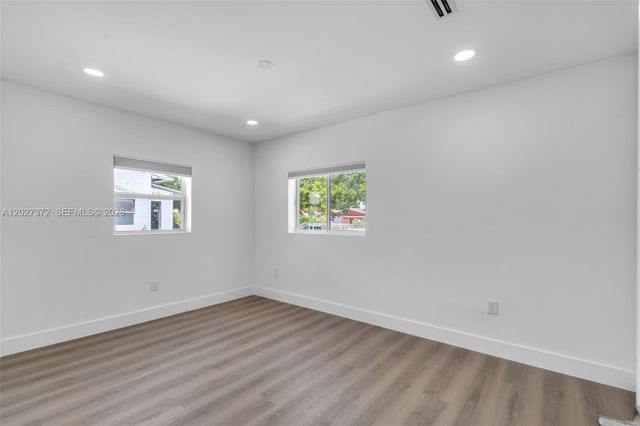 2814 SW 26th St 2810, Miami, FL 33133