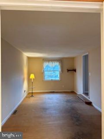 916 LOG COLLEGE DR, Warminster, PA 18974