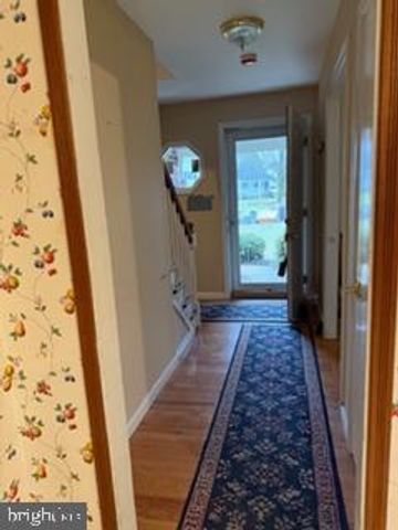 916 LOG COLLEGE DR, Warminster, PA 18974