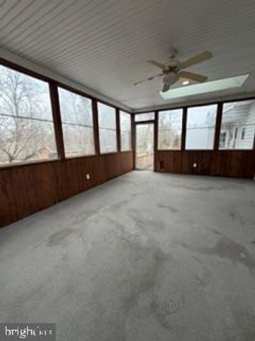 916 LOG COLLEGE DR, Warminster, PA 18974