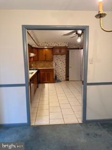 916 LOG COLLEGE DR, Warminster, PA 18974