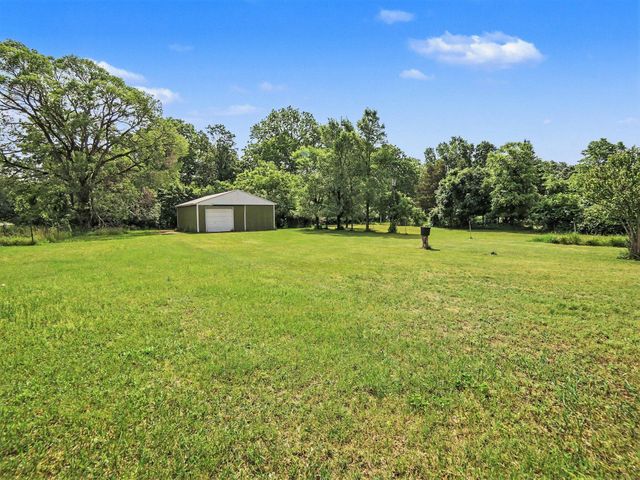312 N Bear Lake Road, Muskegon, MI 49445