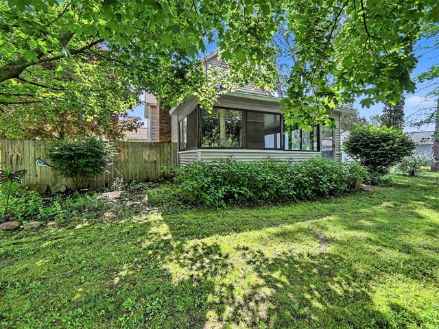 312 N Bear Lake Road, Muskegon, MI 49445
