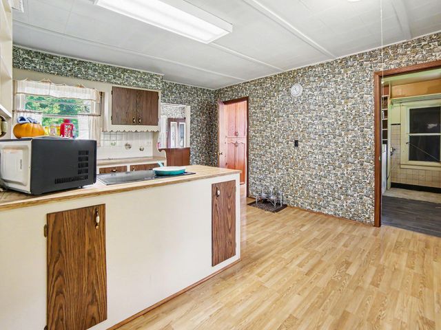 312 N Bear Lake Road, Muskegon, MI 49445