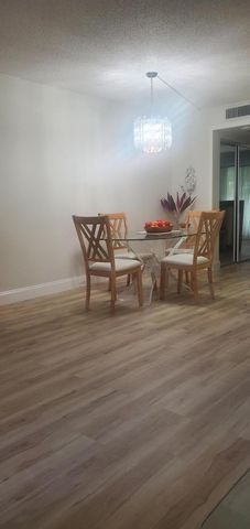 390 Fanshaw, Boca Raton, FL 33434