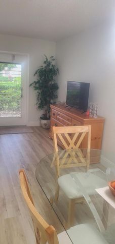 390 Fanshaw, Boca Raton, FL 33434