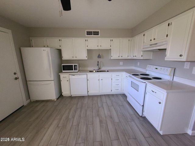 2396 N CENTRAL Drive, Chandler, AZ 85224