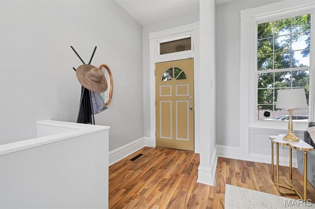 4333 Norfolk Avenue, St Louis, MO 63110