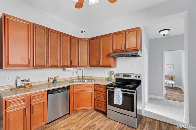 4333 Norfolk Avenue, St Louis, MO 63110