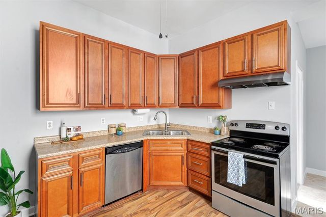 4333 Norfolk Avenue, St Louis, MO 63110