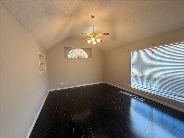 342 Arbor Court, Euless, TX 76039
