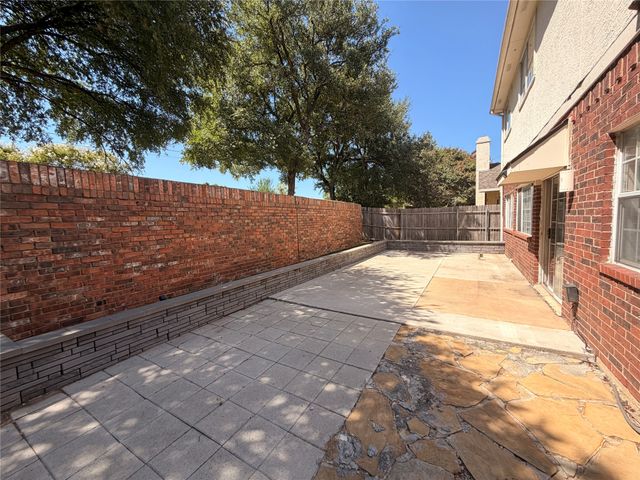 342 Arbor Court, Euless, TX 76039