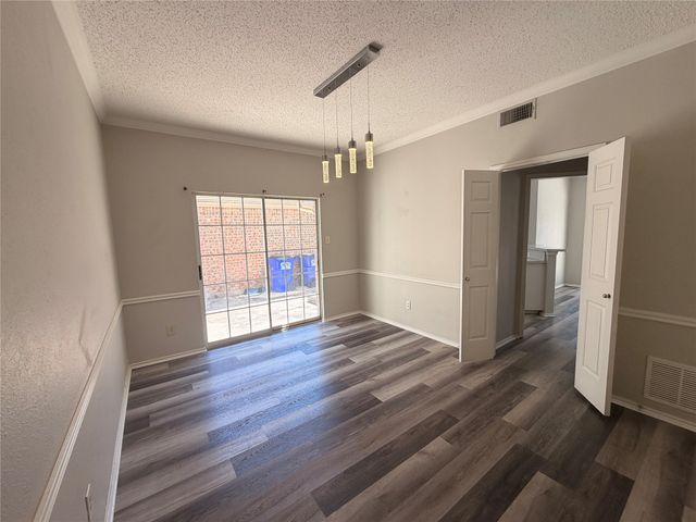 342 Arbor Court, Euless, TX 76039