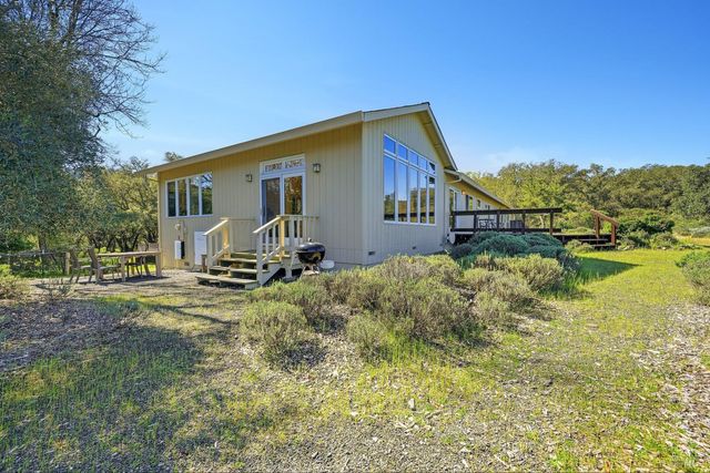 5809 Sharp Rd, Calistoga, CA 94515